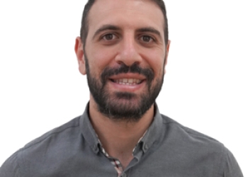 عيسى قمصية