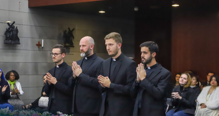 Quatre nouveaux séminaristes à Redemptoris Mater