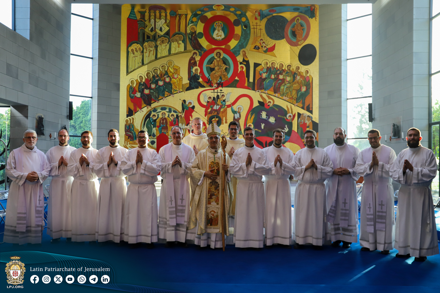 Trois lecteurs et cinq acolytes du séminaire Redemptoris Mater