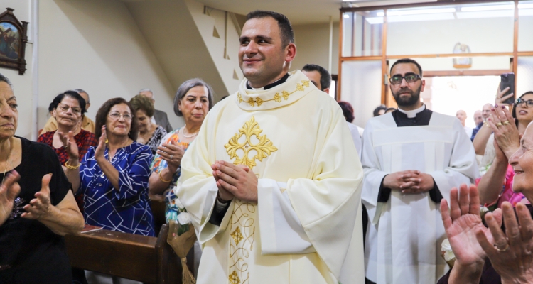 Ordination sacerdotale de Basel Baransi : de l'amour éternel au sacerdoce éternel
