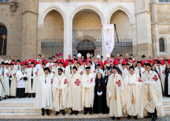 Mons. Boulos Marcuzzo participa en la ceremonia de investidura de la Lugartenencia Austríaca de la OESSJ