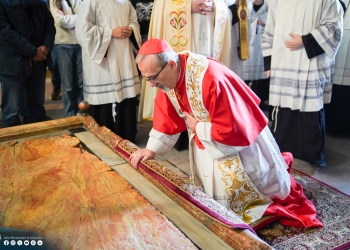 الدخول الاحتفالي الأول إلى كنيسة القيامة 2025