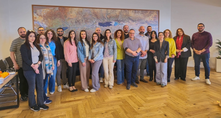 دورة تدريبية في "فن التفاوض" لموظفي البطريركية اللاتينية في القدس