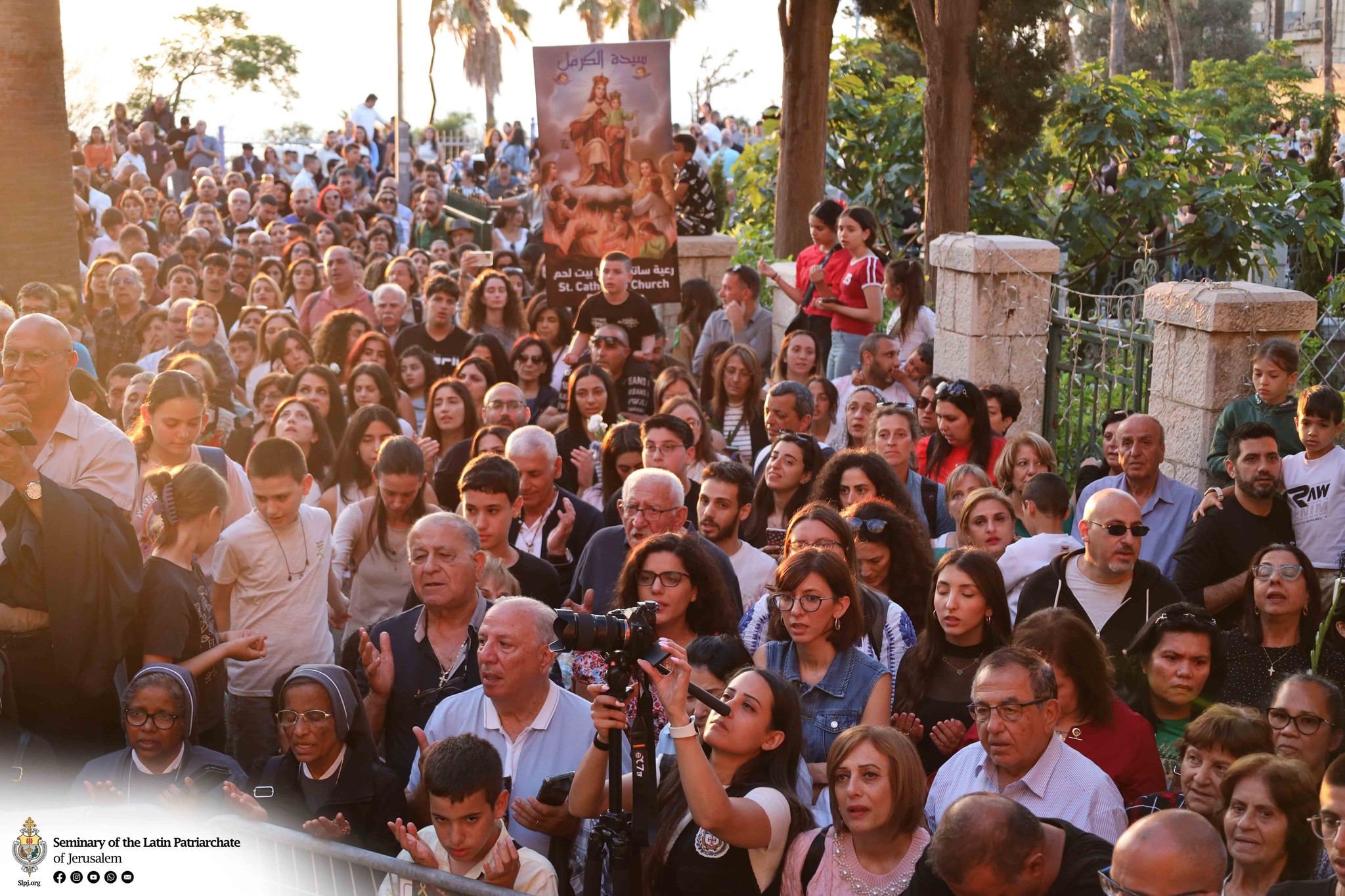 Processione della Madonna del Carmine: Haifa prega per una pace giusta e vera