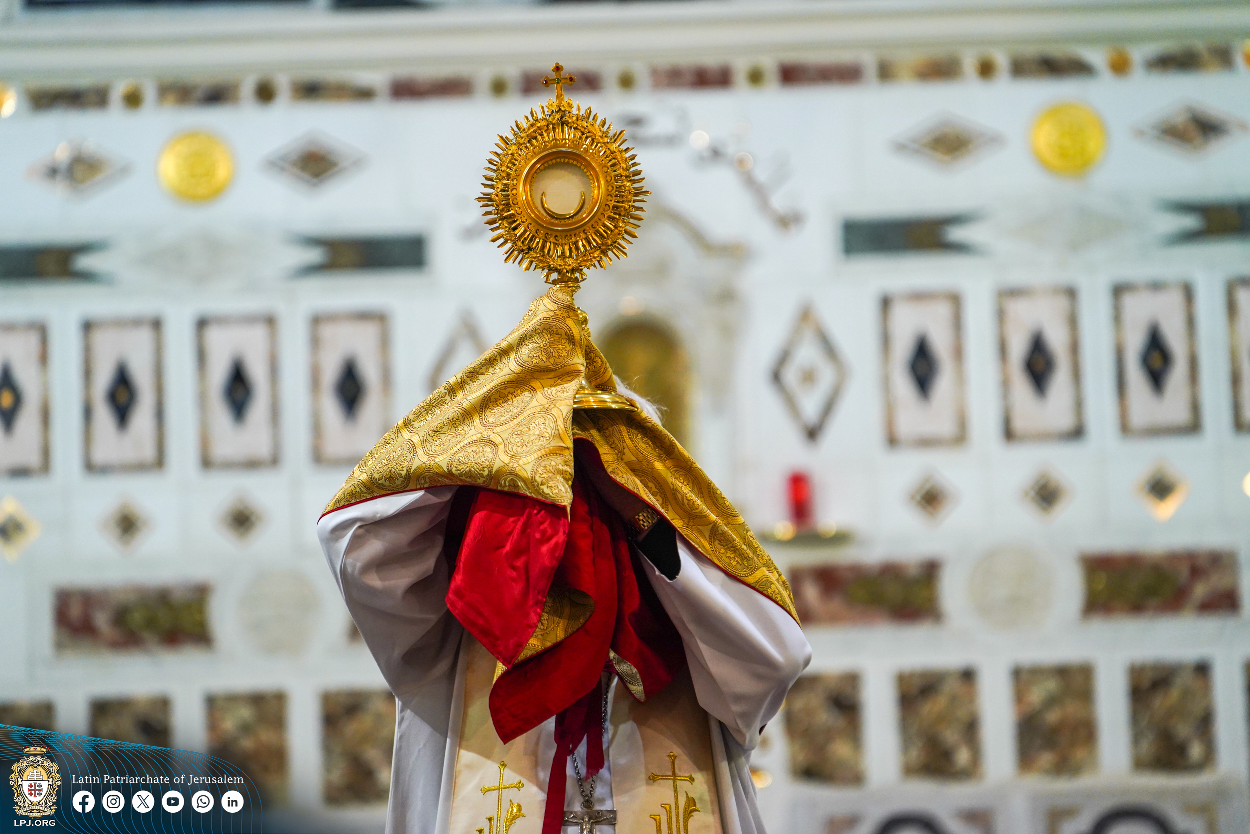 بيت لحم تحتفل بعيد قلب يسوع الأقدس