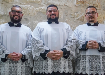 Trois séminaristes reçoivent le ministère d'acolyte à Beit Jala
