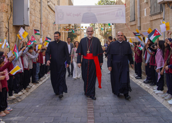 S.B. le cardinal Pizzaballa en visite pastorale à Karak : « Le premier devoir d'un pasteur est d'être parmi son peuple »