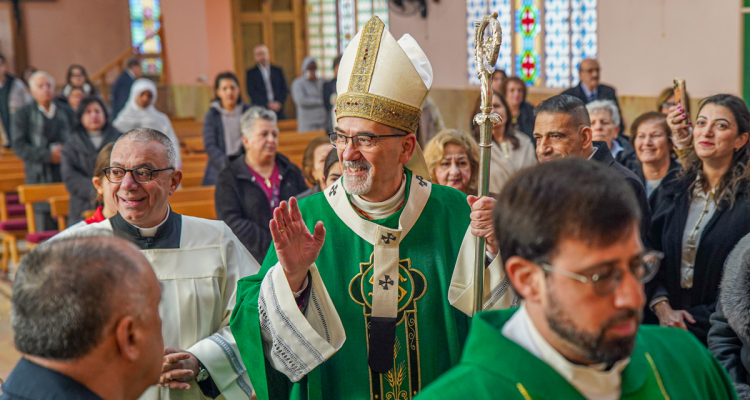 البطريرك بيتسابالا في جبل الحسين: زيارة راعوية تُجسّد القرب والحضور