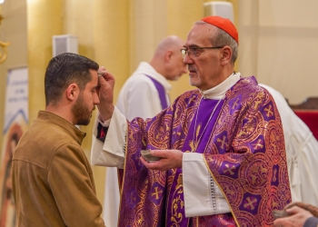 “May this sign of the Cross remind us to whom we belong” Card. Pizzaballa Celebrates Ash Wednesday at the Pro-cathedral