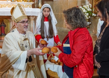 من خيبة الأمل إلى الرجاء القيامة: البطريرك يحتفل بذكرى ظهور الرب لتلميذي عمواس