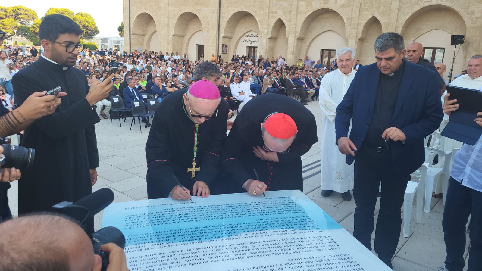 Cardinal Pizzaballa in Puglia: Being Builders of Peace in the Heart of the Mediterranean